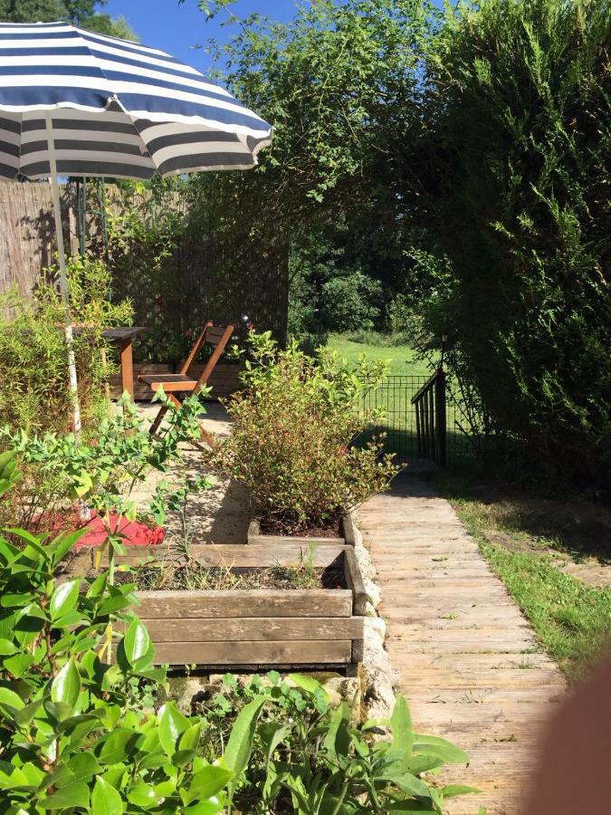 La Maison Aux Volets Rouges Holiday home *